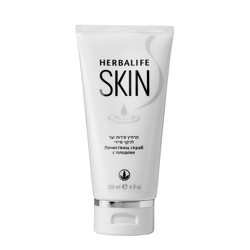 תרחיץ גרגרי פירות יער לחידוש מיידי של העור